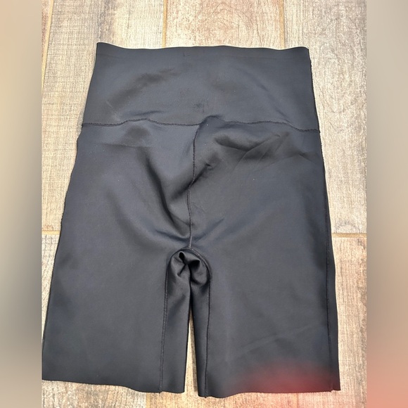 Juicy Couture Bike Shorts Black Women’s Size Large - Picture 3 of 6